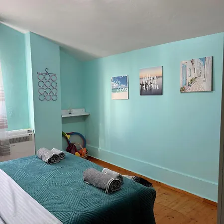 Beachfront Family Penthouse * Golem (Tirana)